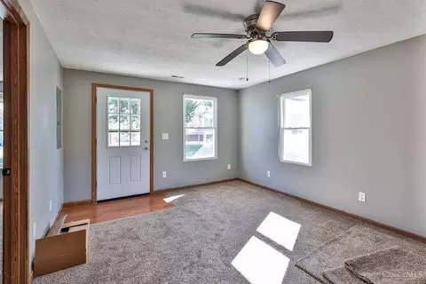 Living - 124 Carr St, Blanchester, OH 45107 photo 1 of 2