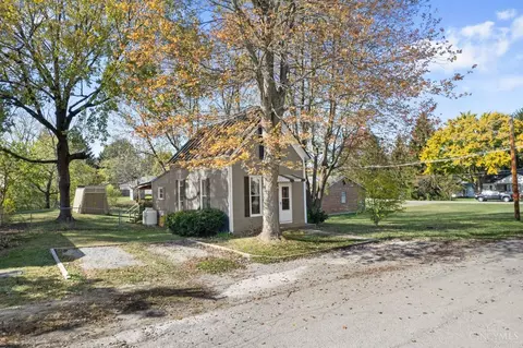 212 Blancet St, Blanchester, OH 45107 photo 4
