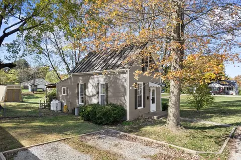 212 Blancet St, Blanchester, OH 45107 photo 5