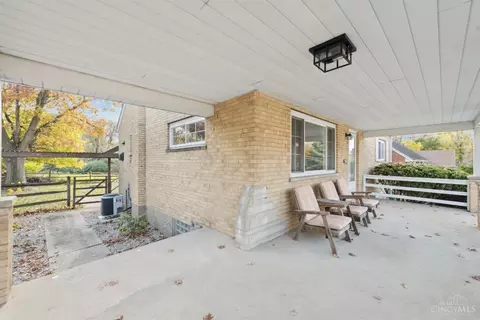 1027 Harbury Dr, Cincinnati, OH 45224 photo 29