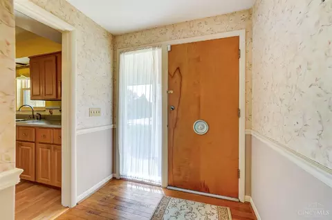 10334 Radabaugh Dr, Montgomery, OH 45242 photo 6