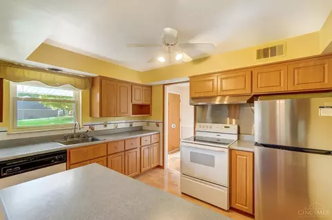 10334 Radabaugh Dr, Montgomery, OH 45242 photo 21