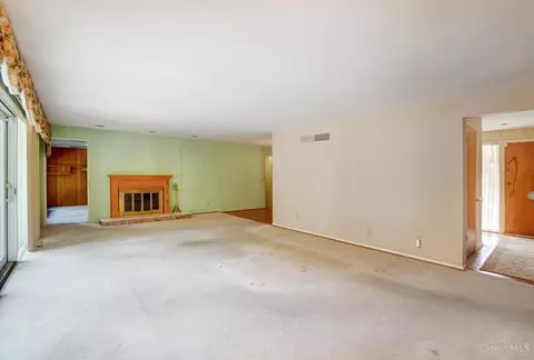10334 Radabaugh Dr, Montgomery, OH 45242 photo 8