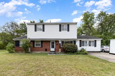 8054 Congresswood Ln, Cincinnati, OH 45224