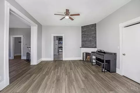 Living - 432 Third St, Hamilton, OH 45011 photo 3 of 7