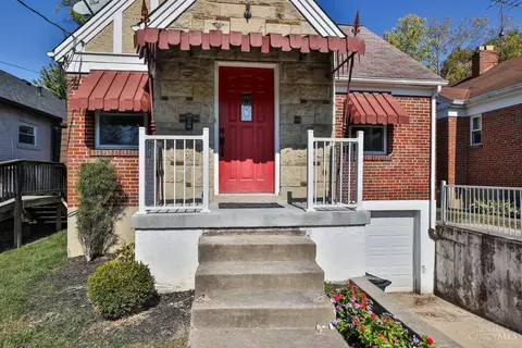 Exterior - 6842 Roe St, Cincinnati, OH 45227 photo 2 of 5