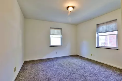 Bedroom - 6842 Roe St, Cincinnati, OH 45227 photo 3 of 6