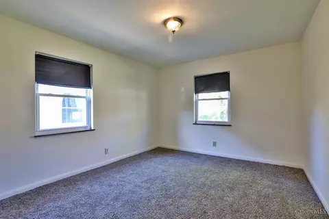 Bedroom - 6842 Roe St, Cincinnati, OH 45227 photo 1 of 6