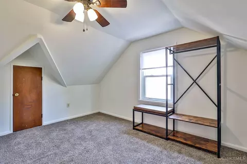 Bedroom - 6842 Roe St, Cincinnati, OH 45227 photo 4 of 6