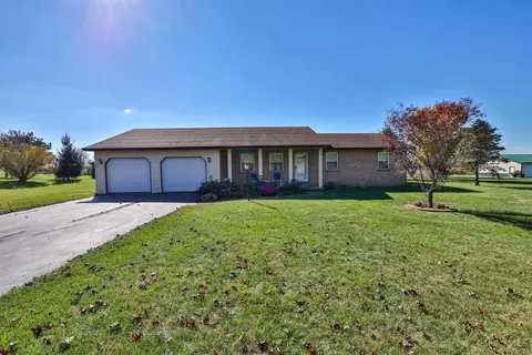184 Mcjunkin Rd, Blanchester, OH 45107