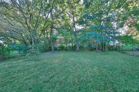 Exterior - 19 Damon Rd, Greenhills, OH 45218 photo 4 of 6