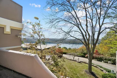 View/Area - 79 Old Kellogg Rd, Cincinnati, OH 45255 photo 5 of 6