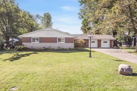 903 Hawthorne Dr, Cincinnati, OH 45245