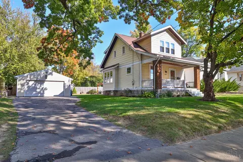 6816 Buckingham Pl, Cincinnati, OH 45227