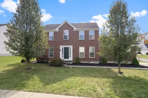 977 Shephard Woods Ct, Batavia, OH 45103