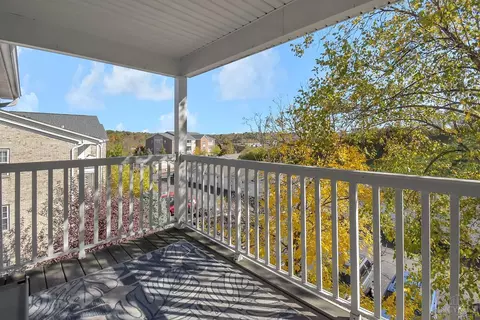 Exterior - 5461 Michelles Oak Ct #L, Cincinnati, OH 45248 photo 3 of 7