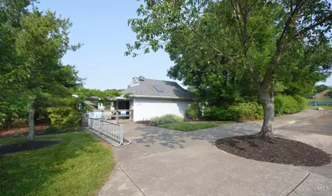 8746 Hedgerow Ln, Maineville, OH 45039 photo 34