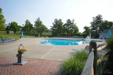 8746 Hedgerow Ln, Maineville, OH 45039 photo 35