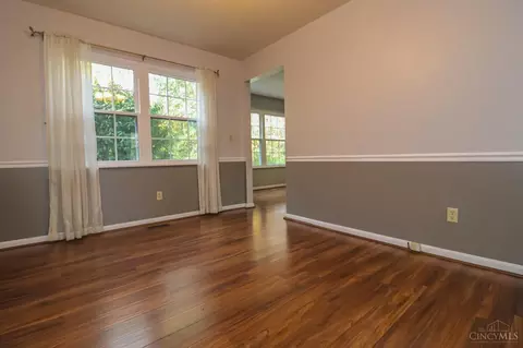 8746 Hedgerow Ln, Maineville, OH 45039 photo 7