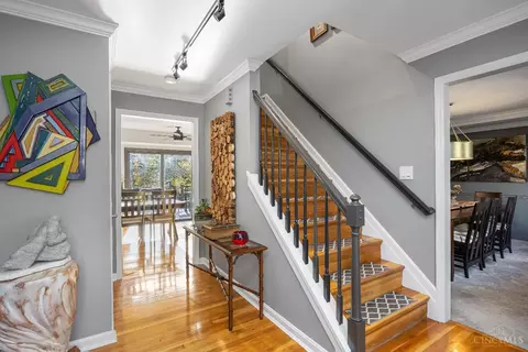 874 Eaglesknoll Ct, Cincinnati, OH 45230 photo 6