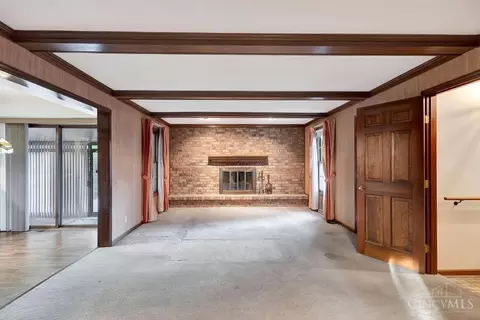 Living - 12149 Heathertree Ct, Cincinnati, OH 45249 photo 4 of 12