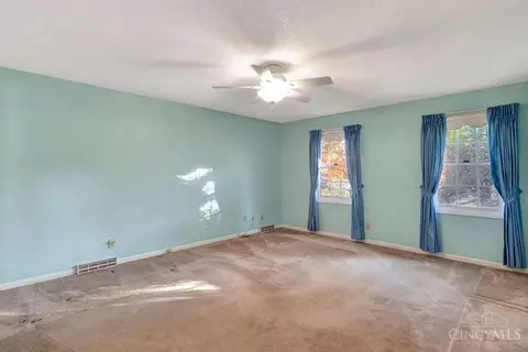 Bedroom - 12149 Heathertree Ct, Cincinnati, OH 45249 photo 1 of 9