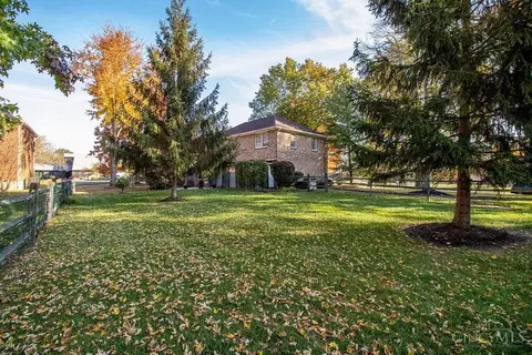 Exterior - 12149 Heathertree Ct, Cincinnati, OH 45249 photo 11 of 14