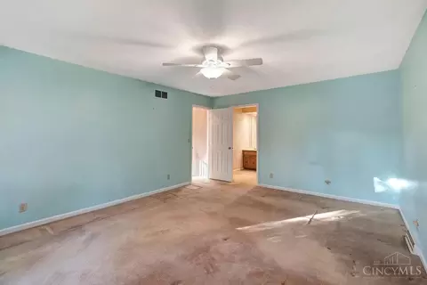 Bedroom - 12149 Heathertree Ct, Cincinnati, OH 45249 photo 3 of 9