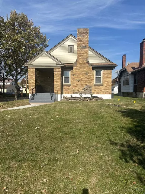 1902 Berkley Ave, Cincinnati, OH 45237