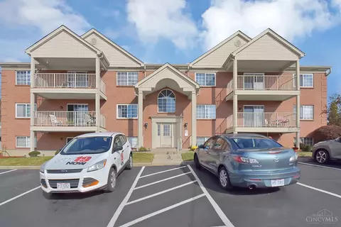 5769 Cheviot Rd #2C, Cincinnati, OH 45247
