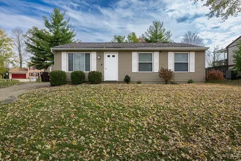 3304 Huntsman Trce, Amelia, OH 45102