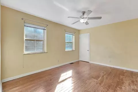 Bedroom - 4027 Smith Rd, Cheviot, OH 45211 photo 1 of 3