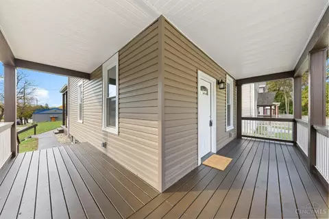 6517 Ledge St, Cincinnati, OH 45227 photo 2