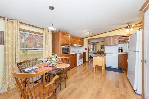 Kitchen - 10262 W Fork Rd, Georgetown, OH 45121 photo 2 of 4