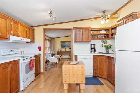 Kitchen - 10262 W Fork Rd, Georgetown, OH 45121 photo 1 of 4