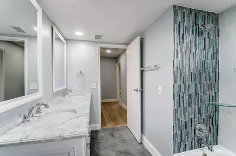 Bath - 3210 Lamarque Dr, Cincinnati, OH 45236 photo 7 of 7