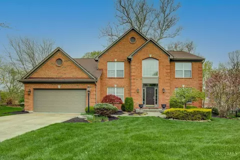 8271 Little Harbor Dr, Cincinnati, OH 45244