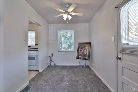 3326 Cavanaugh Ave, Cincinnati, OH 45211 photo 7