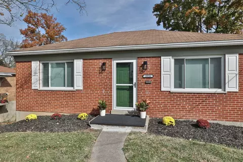 3326 Cavanaugh Ave, Cincinnati, OH 45211 photo 3