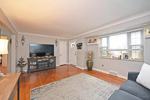 3315 Gerold Dr, Cincinnati, OH 45238 photo 6