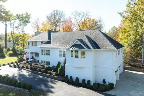 Exterior - 7375 Cayuga Dr, Cincinnati, OH 45243 photo 8 of 8