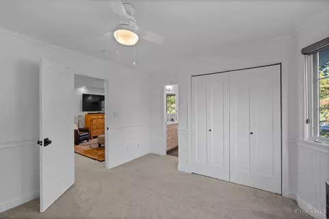 Bedroom - 7375 Cayuga Dr, Cincinnati, OH 45243 photo 5 of 7