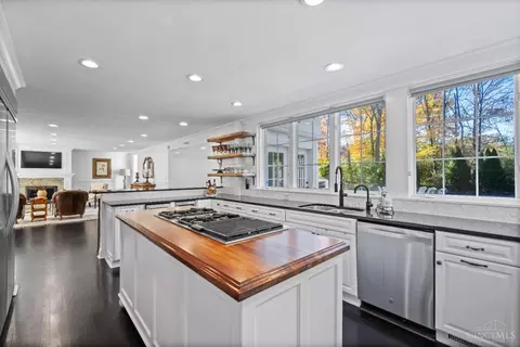 Kitchen - 7375 Cayuga Dr, Cincinnati, OH 45243 photo 3 of 3
