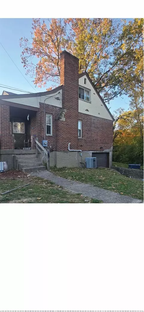 2302 Kline Ave, Cincinnati, OH 45211 photo 3