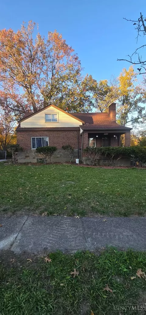 2302 Kline Ave, Cincinnati, OH 45211