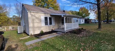 Exterior - 7192 Edenton Pleasant Plain Rd, Pleasant Plain, OH 45162 photo 1 of 5