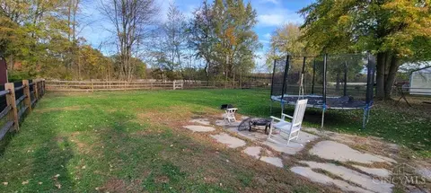 Exterior - 7192 Edenton Pleasant Plain Rd, Pleasant Plain, OH 45162 photo 4 of 5