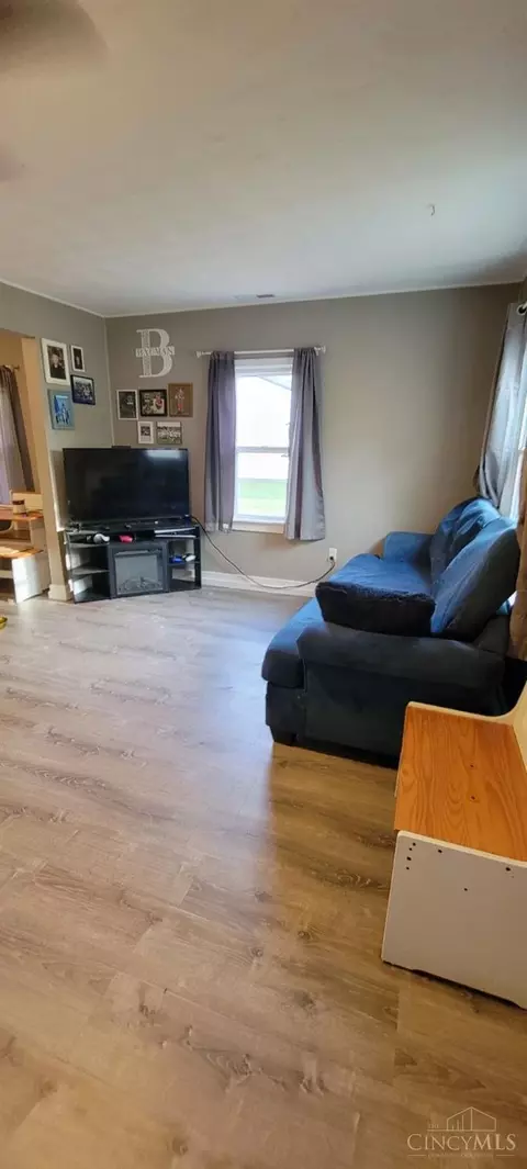 Living - 7192 Edenton Pleasant Plain Rd, Pleasant Plain, OH 45162 photo 1 of 1