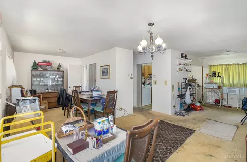 Dining - 8727 Daly Rd, Cincinnati, OH 45231 photo 1 of 1