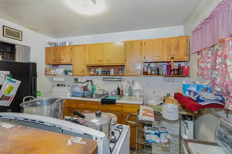 Kitchen - 8727 Daly Rd, Cincinnati, OH 45231 photo 2 of 2